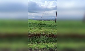 मन उनाड झालंया तुला फील करतया...