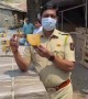 पोलिस निरीक्षक राजेंद्र काणे यांनी 4 लाख फेस मास्क जप्त केले
